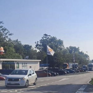 Podemos Siero demanda una solución para el cruce de la gasolinera de Ferrera.